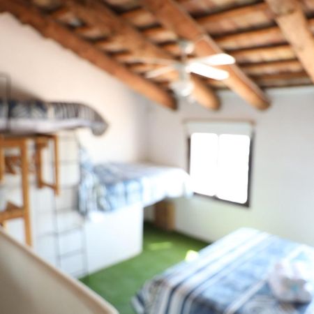La Finestra Del Delta Guest House Л'Ампола Екстериор снимка
