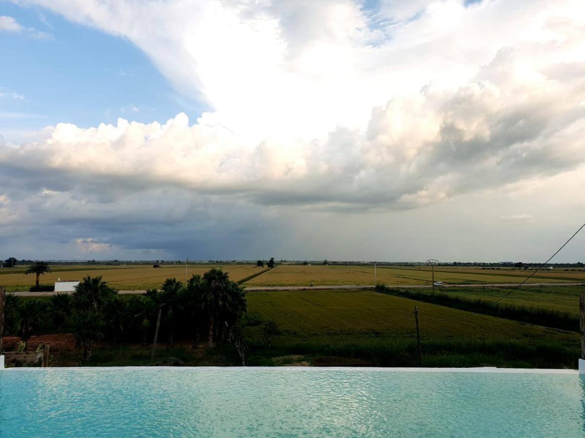 La Finestra Del Delta Guest House Л'Ампола Екстериор снимка