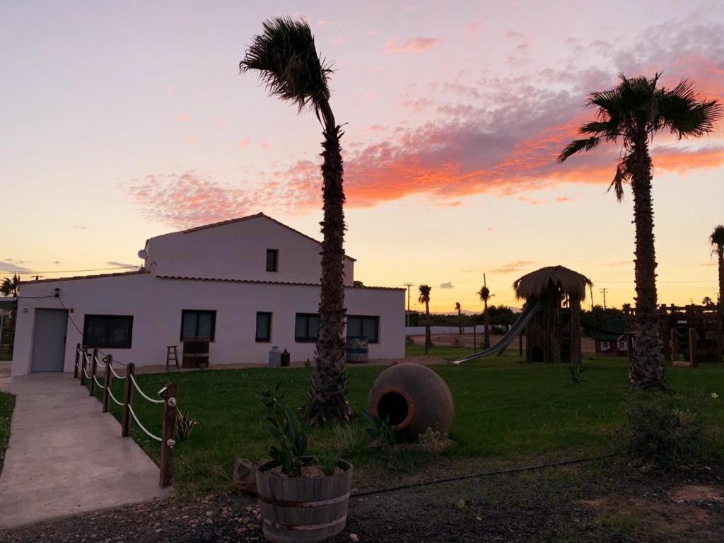 La Finestra Del Delta Guest House Л'Ампола Екстериор снимка