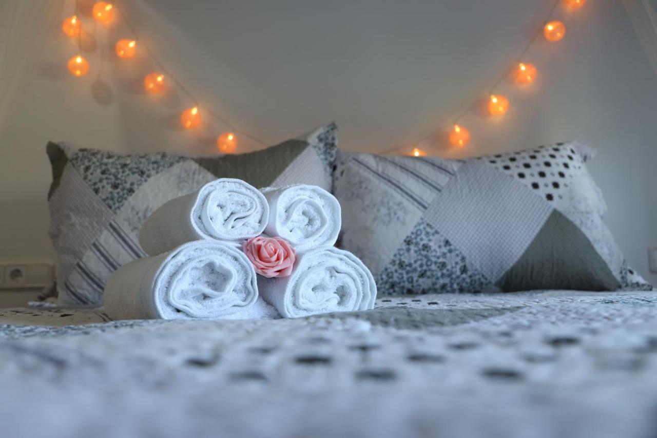 La Finestra Del Delta Guest House Л'Ампола Екстериор снимка