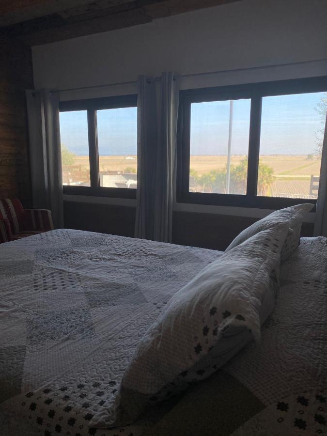 La Finestra Del Delta Guest House Л'Ампола Екстериор снимка