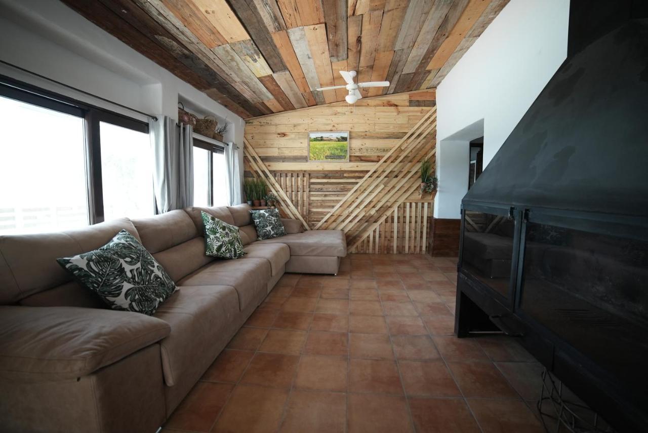 La Finestra Del Delta Guest House Л'Ампола Екстериор снимка