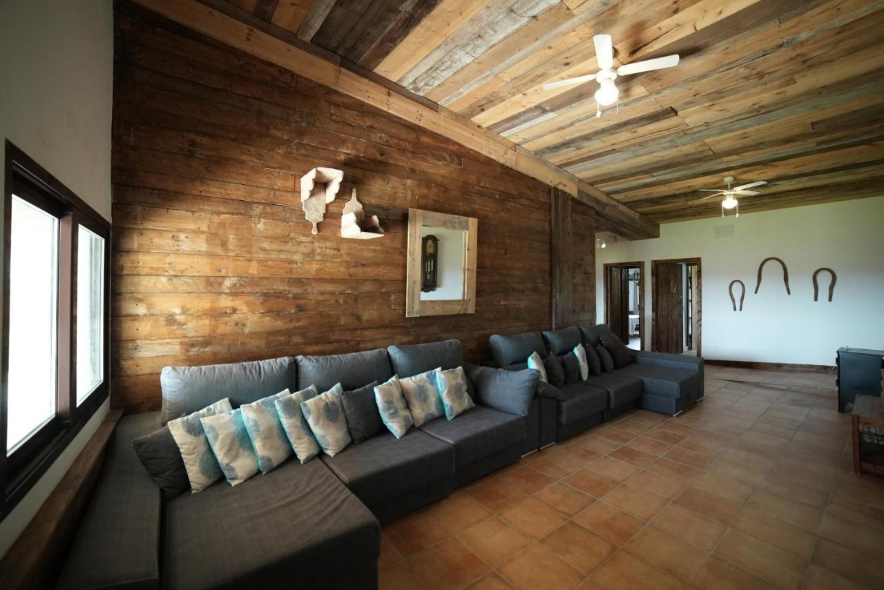 La Finestra Del Delta Guest House Л'Ампола Екстериор снимка