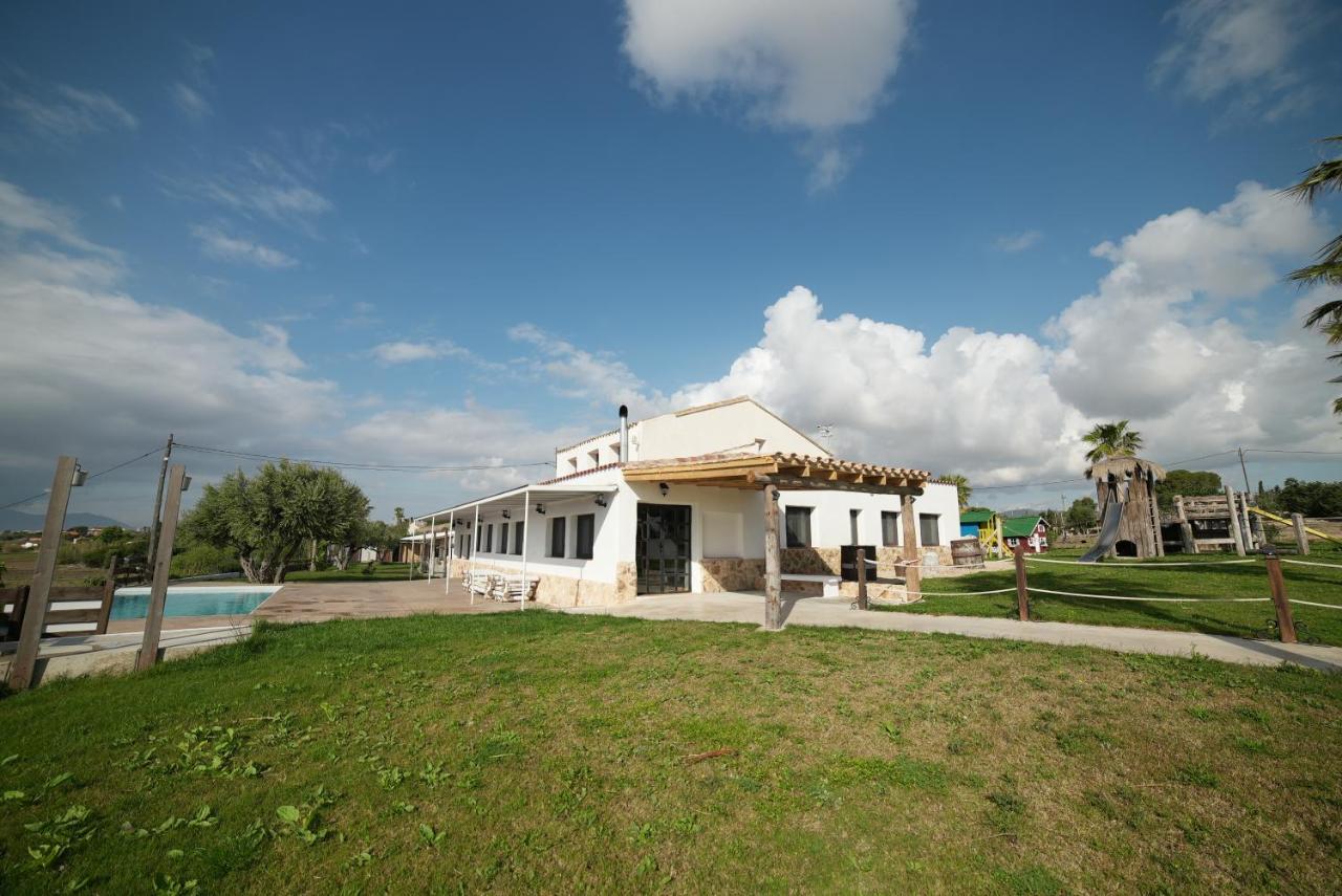 La Finestra Del Delta Guest House Л'Ампола Екстериор снимка